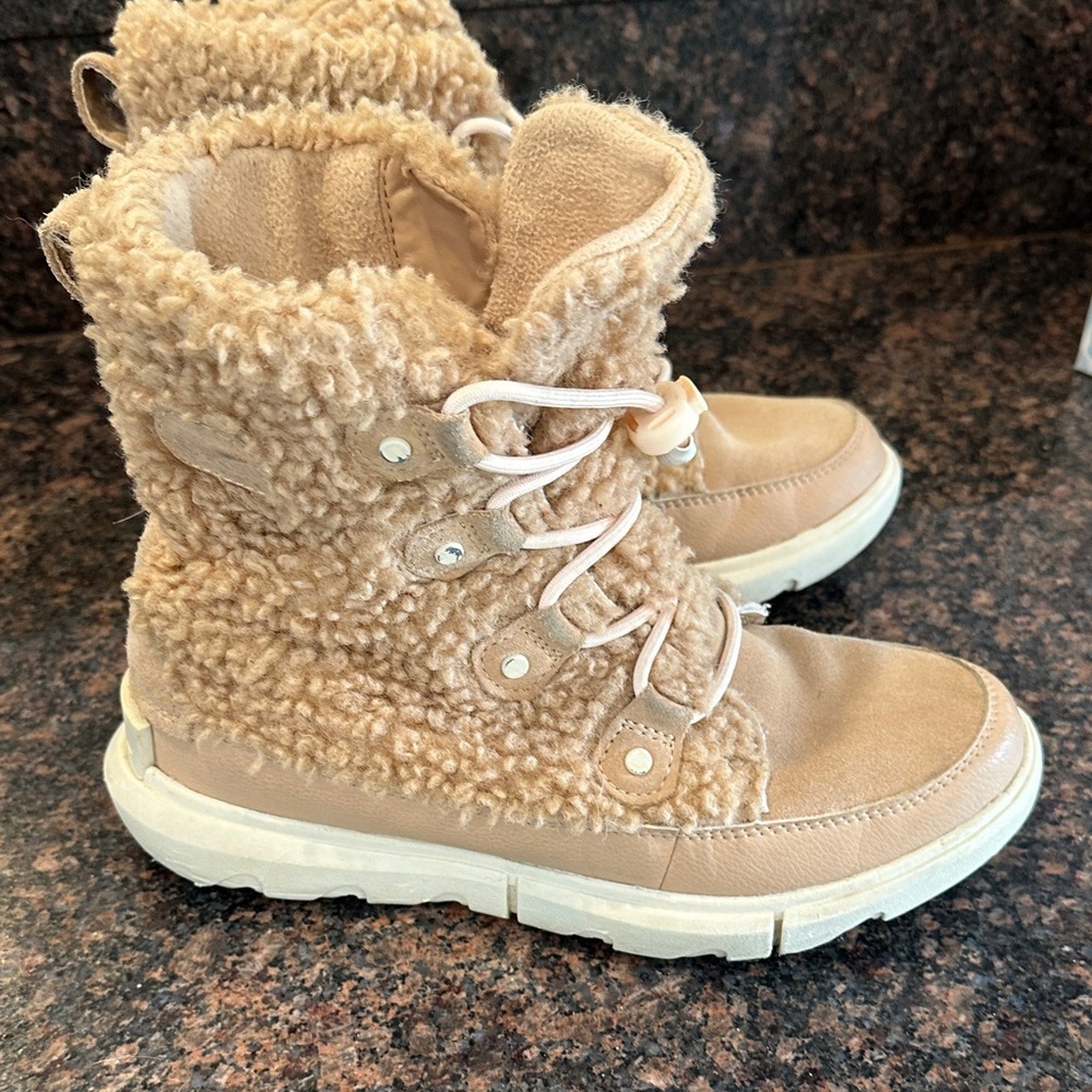 Sorel Sherpa Boots